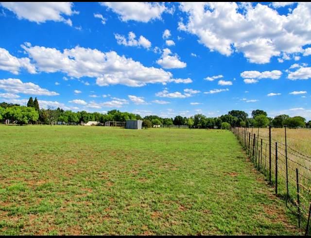 LAND FOR SALE IN GROENVLEI